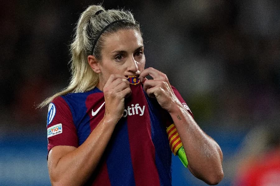 Alexia Putellas deixa o Barcelona após 14 anos e 38 troféus