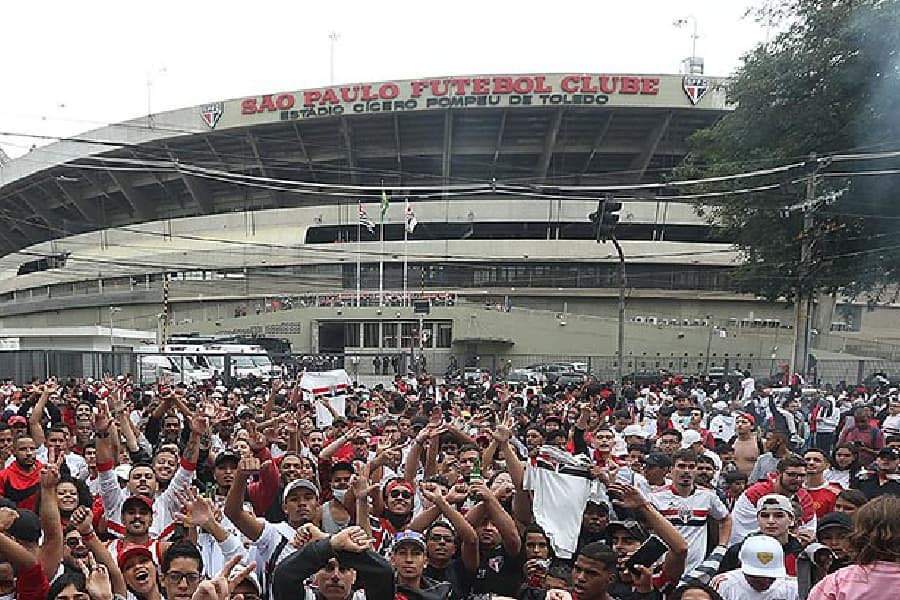 São Paulo leiloa letras da fachada do MorumBis; saiba quanto custa