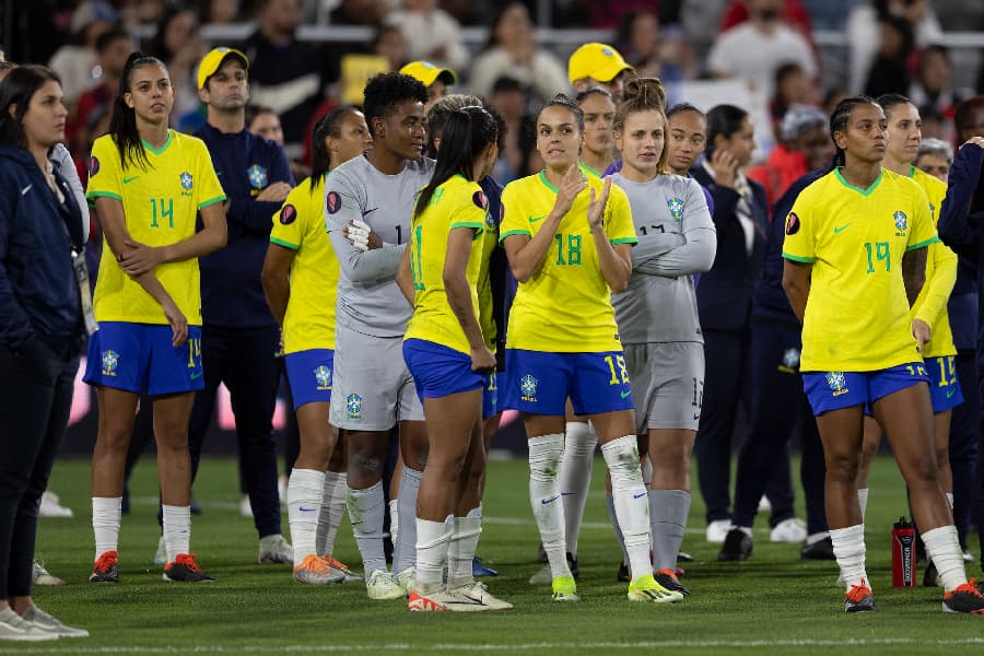Seleção brasileira feminina enfrenta campeãs mundiais nas Olimpíadas