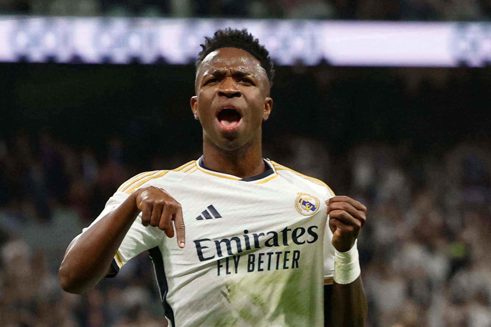 Racista é condenado a oito meses de prisão por insultos a Vini Jr.