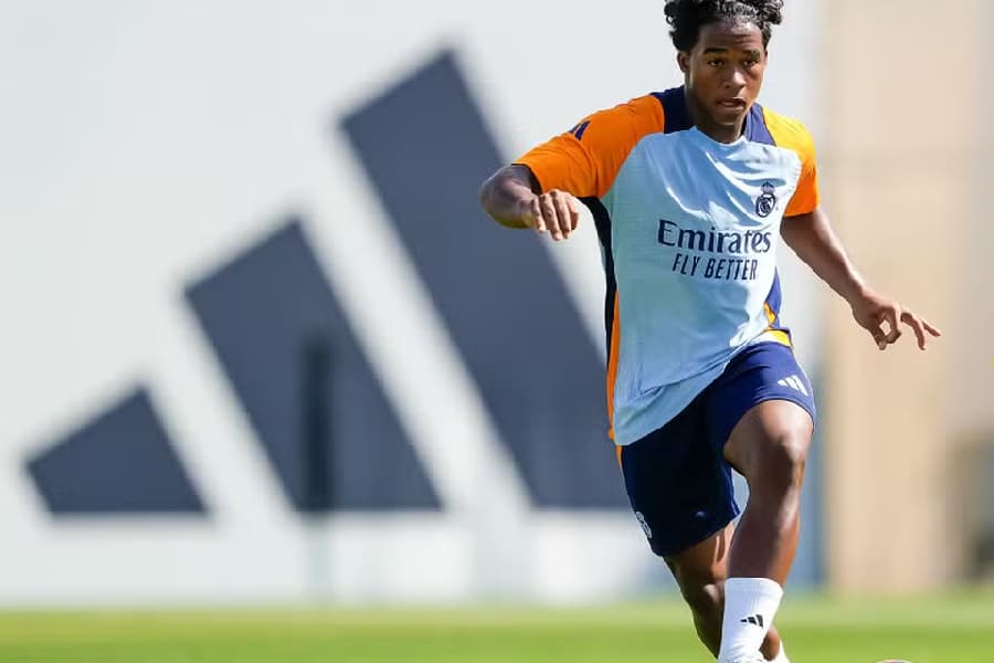 Endrick viaja e vive expectativa de estrear pelo Real Madrid