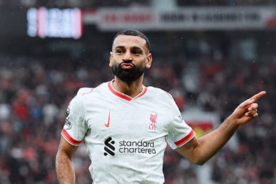 Liverpool atropela Manchester United no clássico inglês