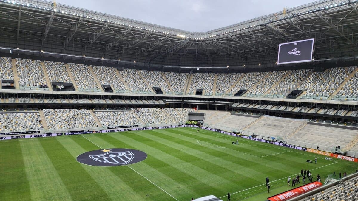 Arena MRV vai passar por visita do elenco para definir qualidade