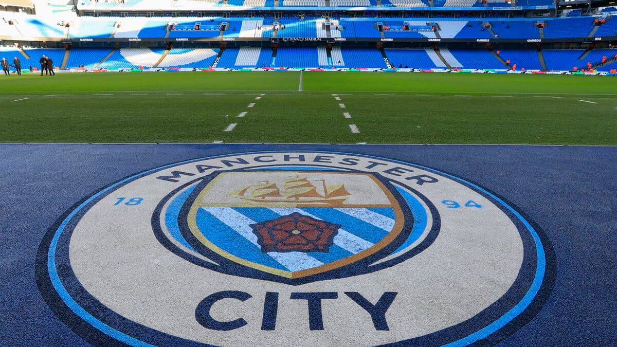 Começa julgamento que pode excluir Manchester City da Premier