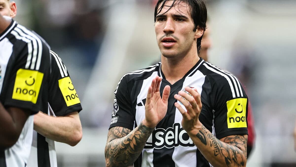 Tonali fala sobre apoio do elenco do Newcastle durante suspensão