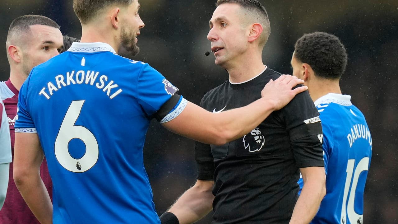 Árbitro é investigado por envolvimento com aposta esportiva