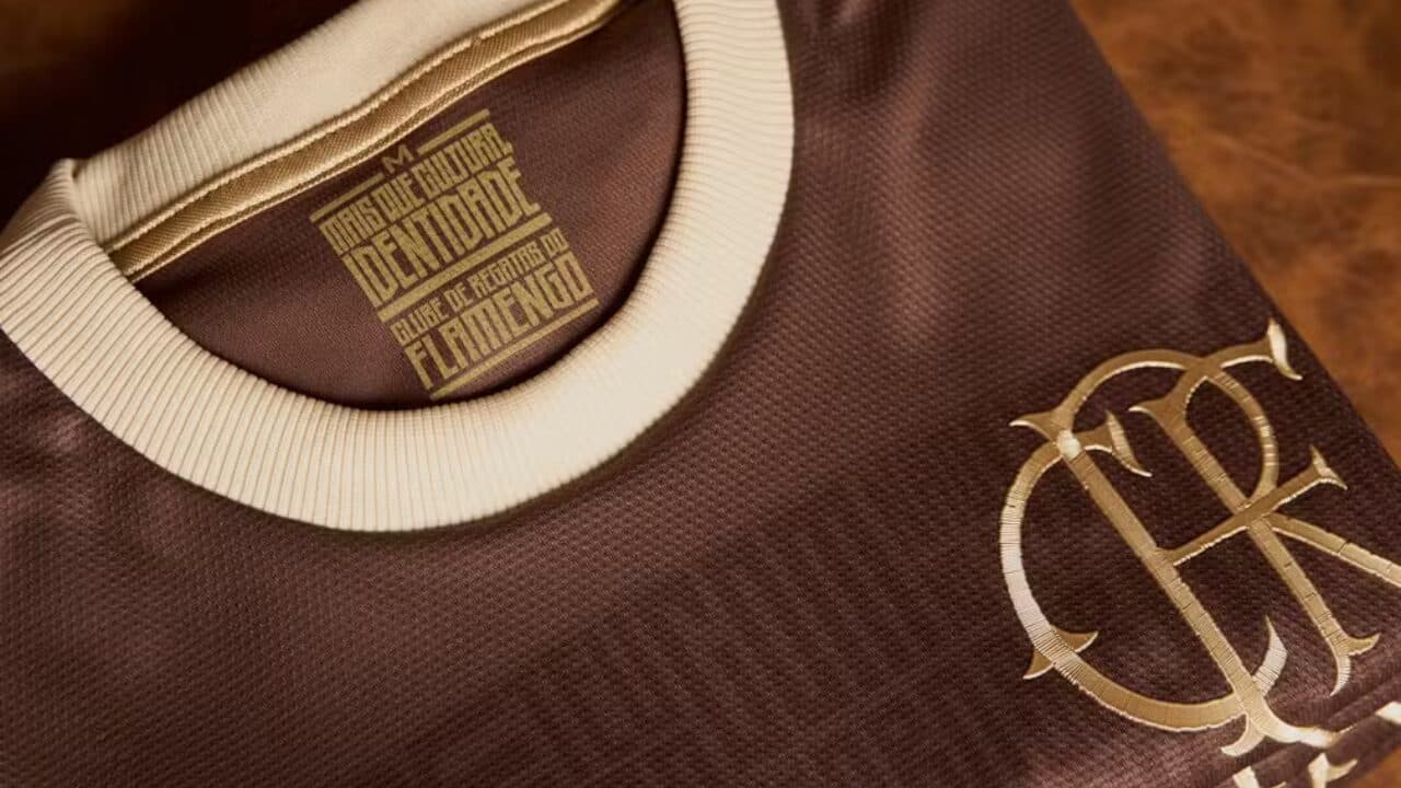 Flamengo lança camisa com temática antirracista