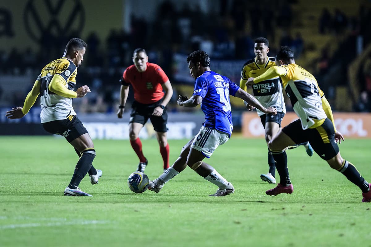 Cruzeiro x Criciúma: horário, escalações e onde assistir