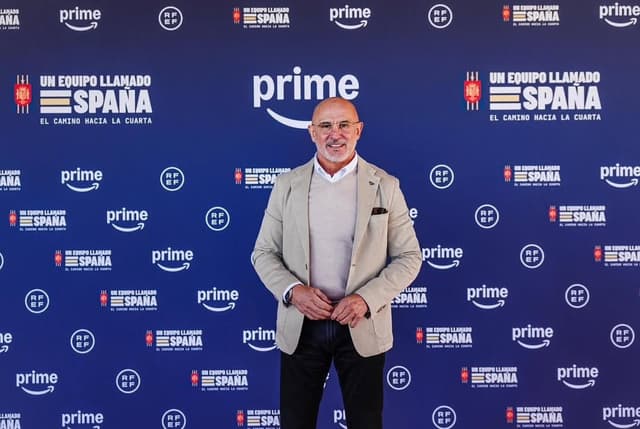 Técnico da Espanha tem contrato renovado até 2028