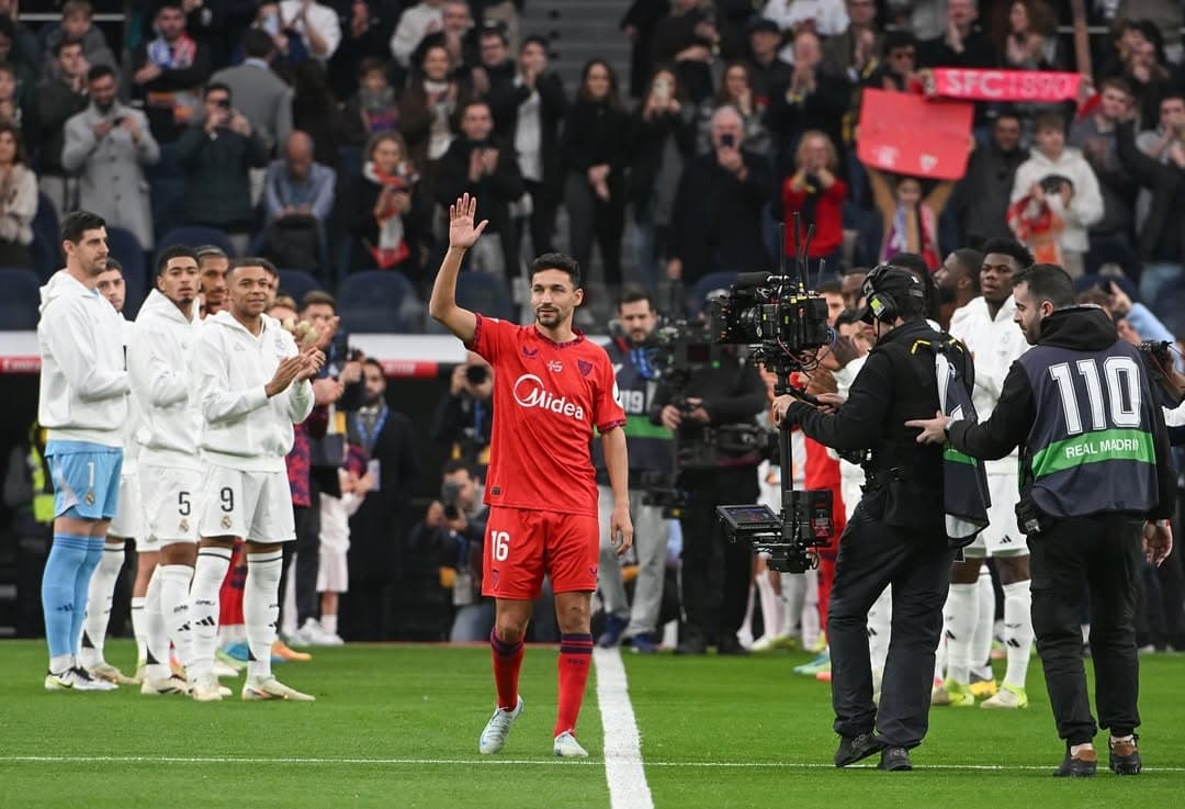 Como foi a despedida de Jesús Navas do futebol