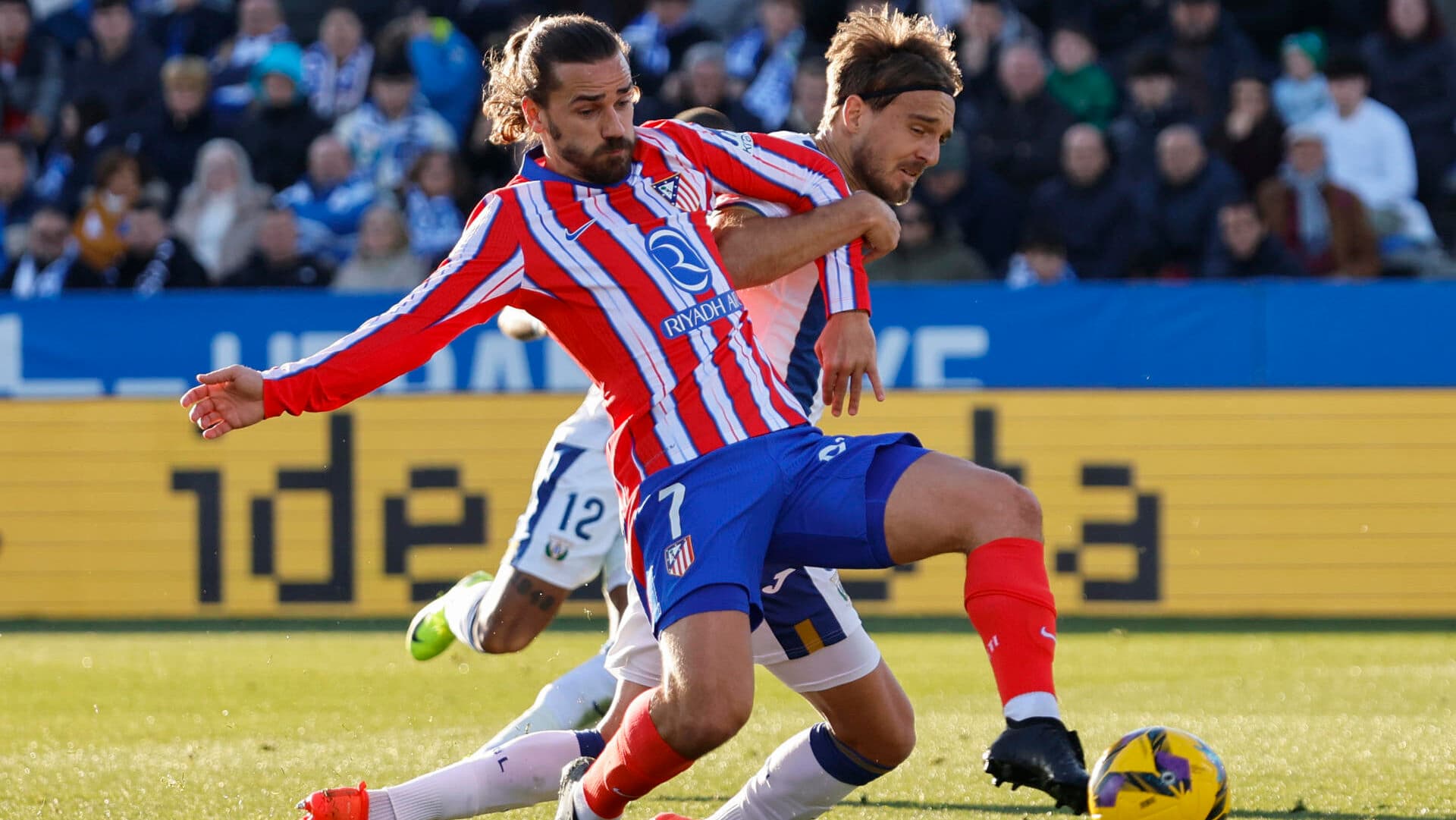 Simeone destaca Griezmann como peça fundamental para batalha do título da LaLiga