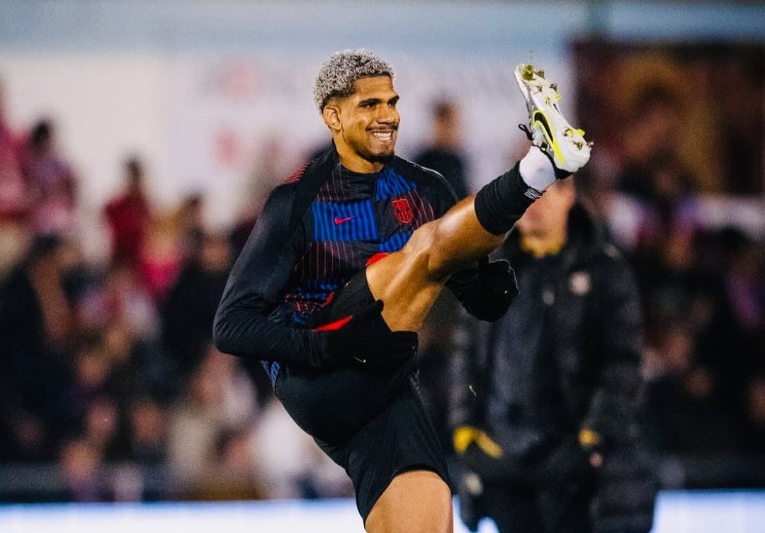 Juventus quer zagueiro do Barcelona e se aproxima de acordo