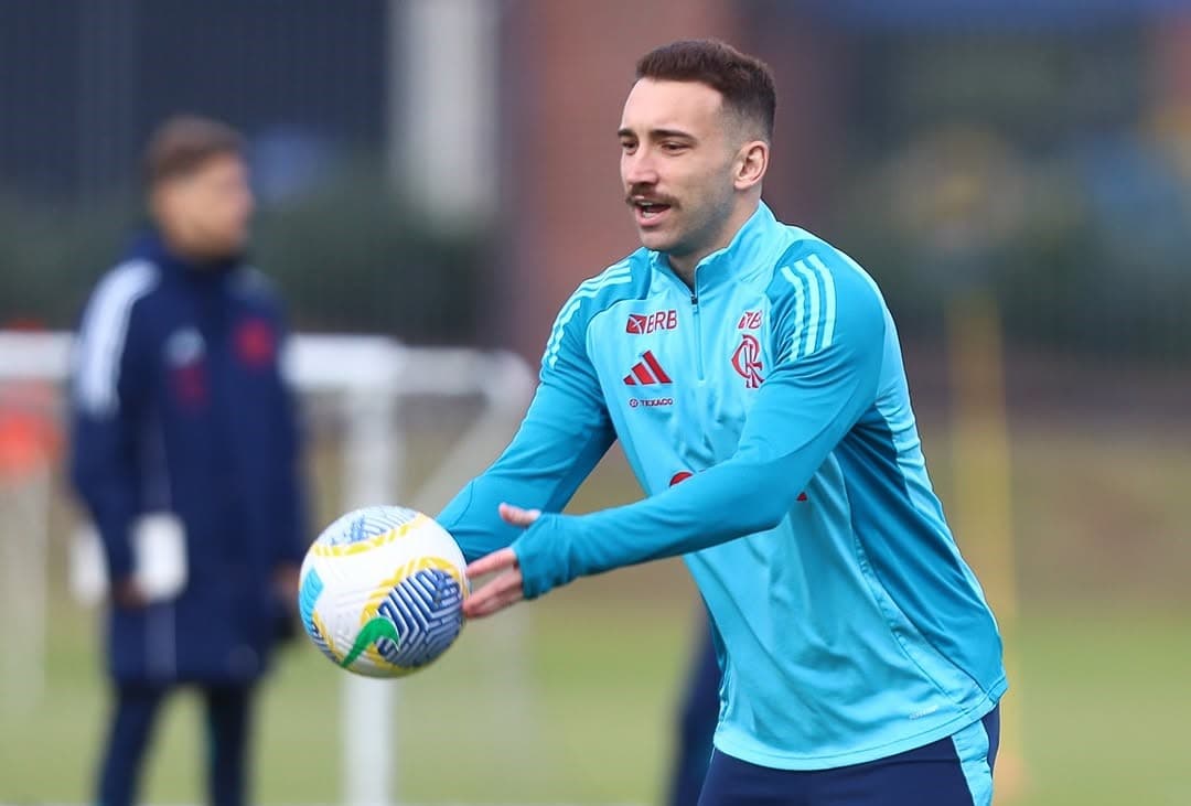 Léo Ortiz nega clima ruim no Flamengo após polêmicas