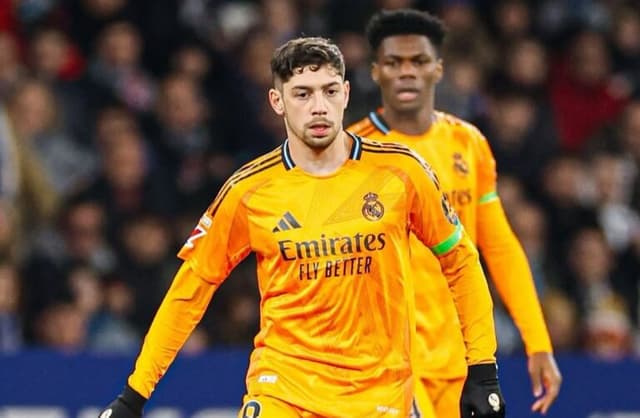 Espanyol marca no fim e Real Madrid perde na volta de Vini Jr