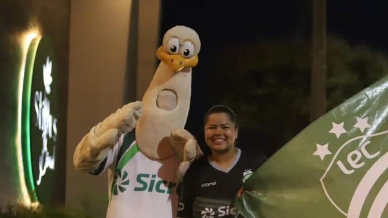 Homem Cebola, Ema e mais: os mascotes mais curiosos do futebol brasileiro