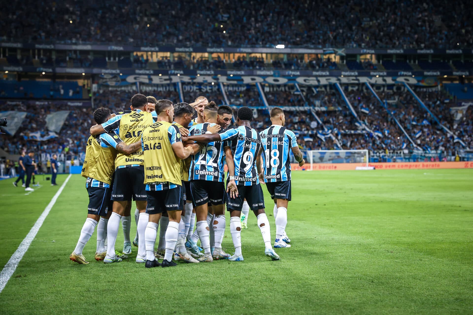 Grêmio bate Atlético-MG na estreia do Brasileirão