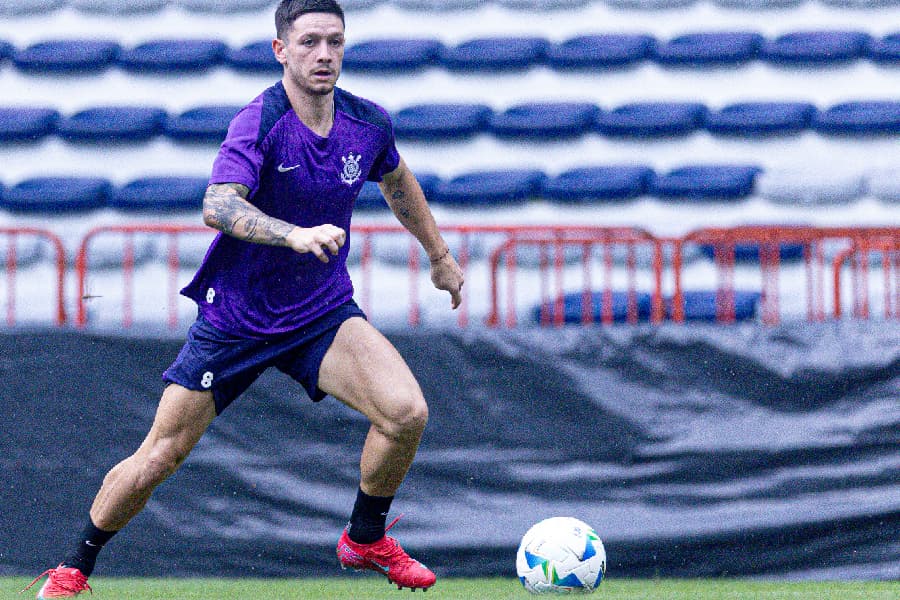 Rodrigo Garro viaja à Espanha para realizar tratamento no joelho