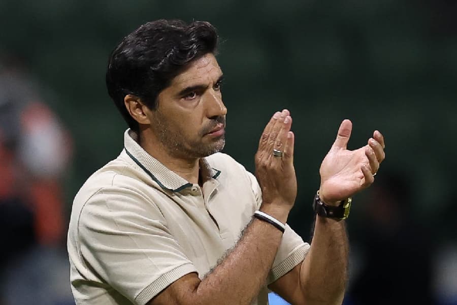 Abel iguala Ventura Cambon como estrangeiro mais vitorioso do Palmeiras