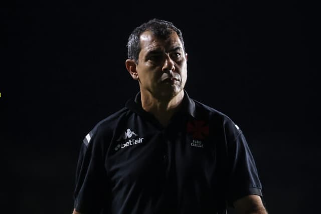 Fábio Carille não resiste à pressão e é demitido do Vasco do Gama