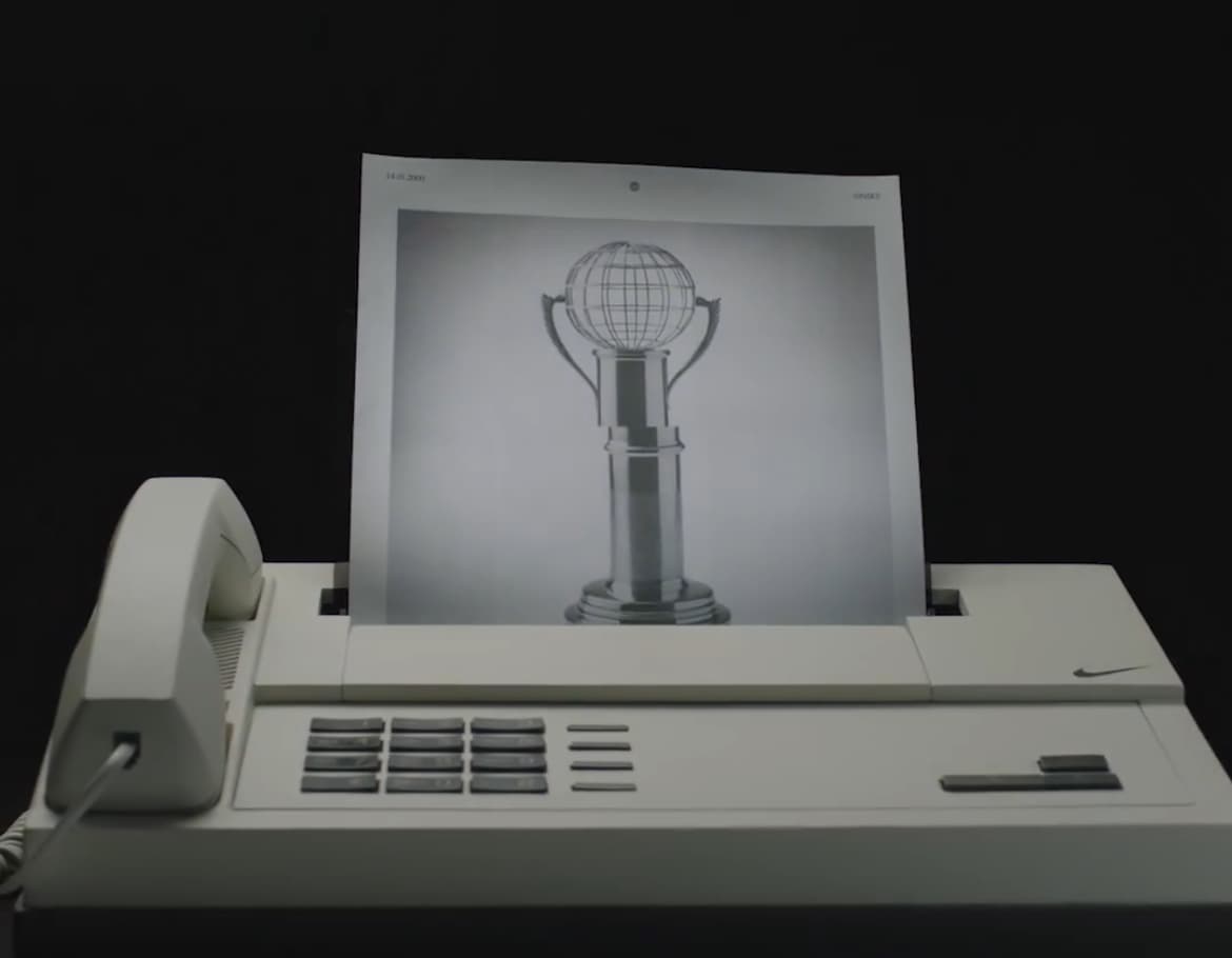 Mundial por fax? Corinthians provoca em teaser de nova camisa