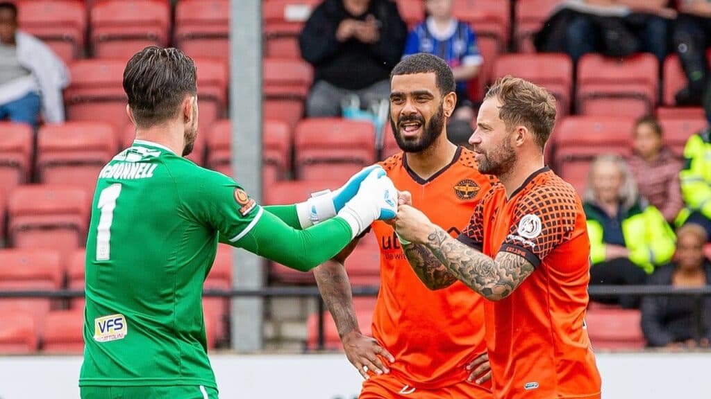 Eastleigh tenta quebrar tabu contra Barnet: Onde assistir duelo pela National League