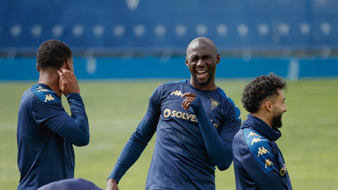 Estoril Praia e AFS se enfrentam em jogo decisivo na Liga Portugal; assista ao vivo