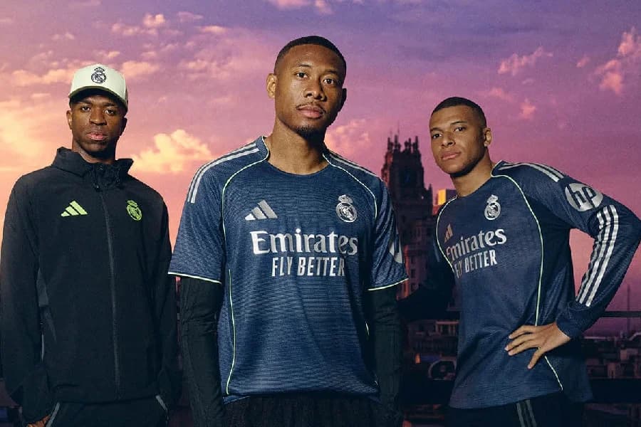 Real Madrid lança camisa 2 para a temporada 25/26