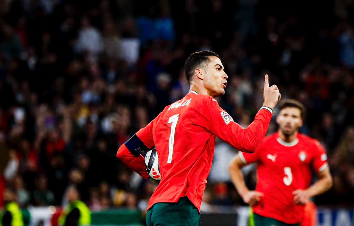 CR7 chega a 24 gols em finais e amplia recorde por seleções
