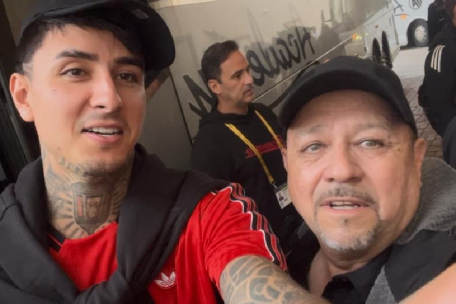 Torcedor chileno do Flamengo encontra Pulgar e dá ‘dica’ ao ídolo