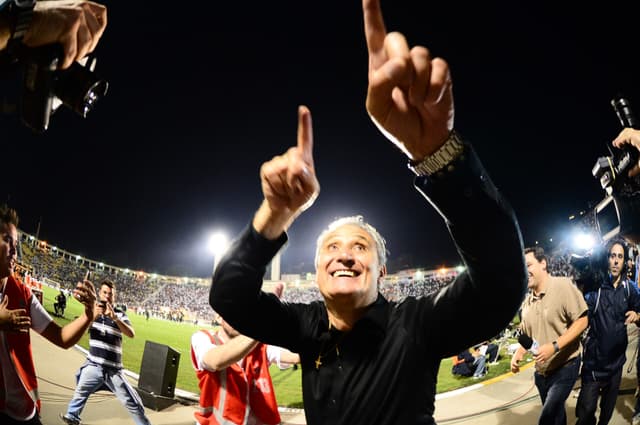 Tite confirma presença em Corinthians x Boca de ‘legends’ no Pacaembu