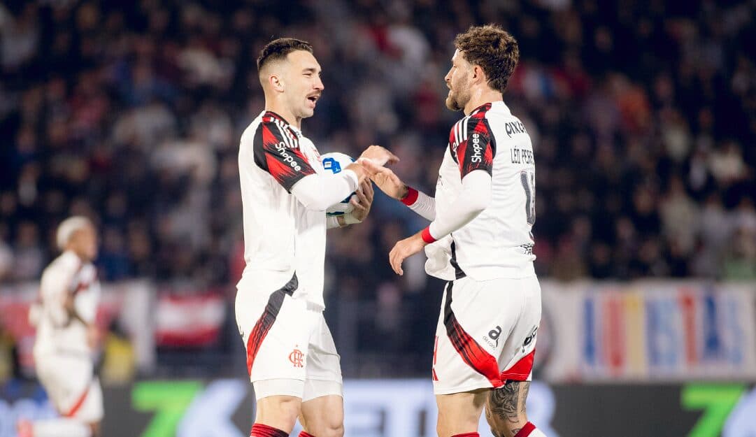 Flamengo é time com mais viradas na história do Brasileirão