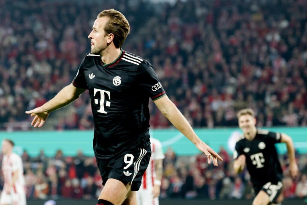 Bayern avassalador faz Harry Kane sonhar com Bola de Ouro