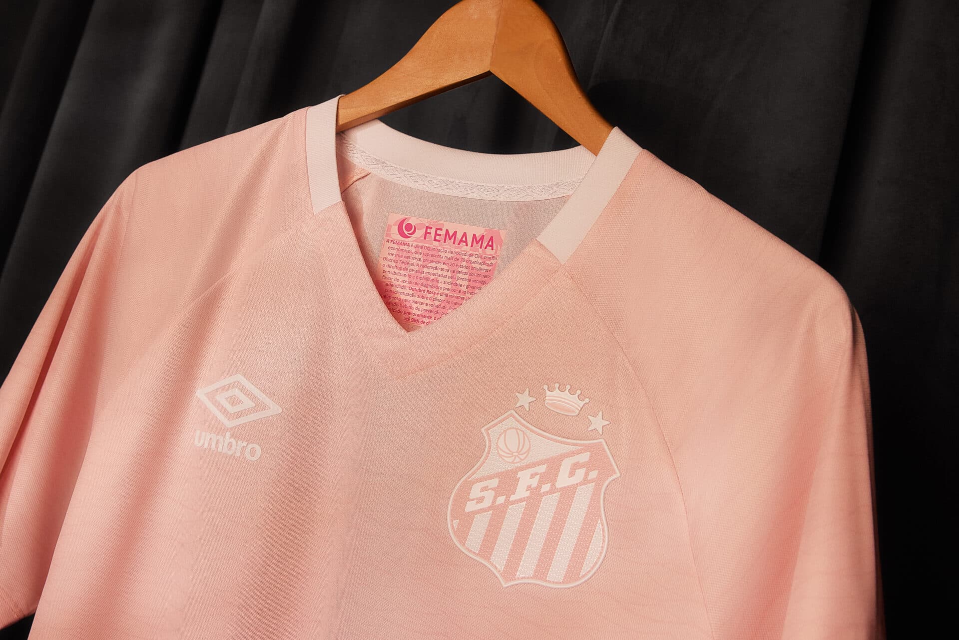 Santos - Outubro Rosa 2025 - Divulgação/Umbro