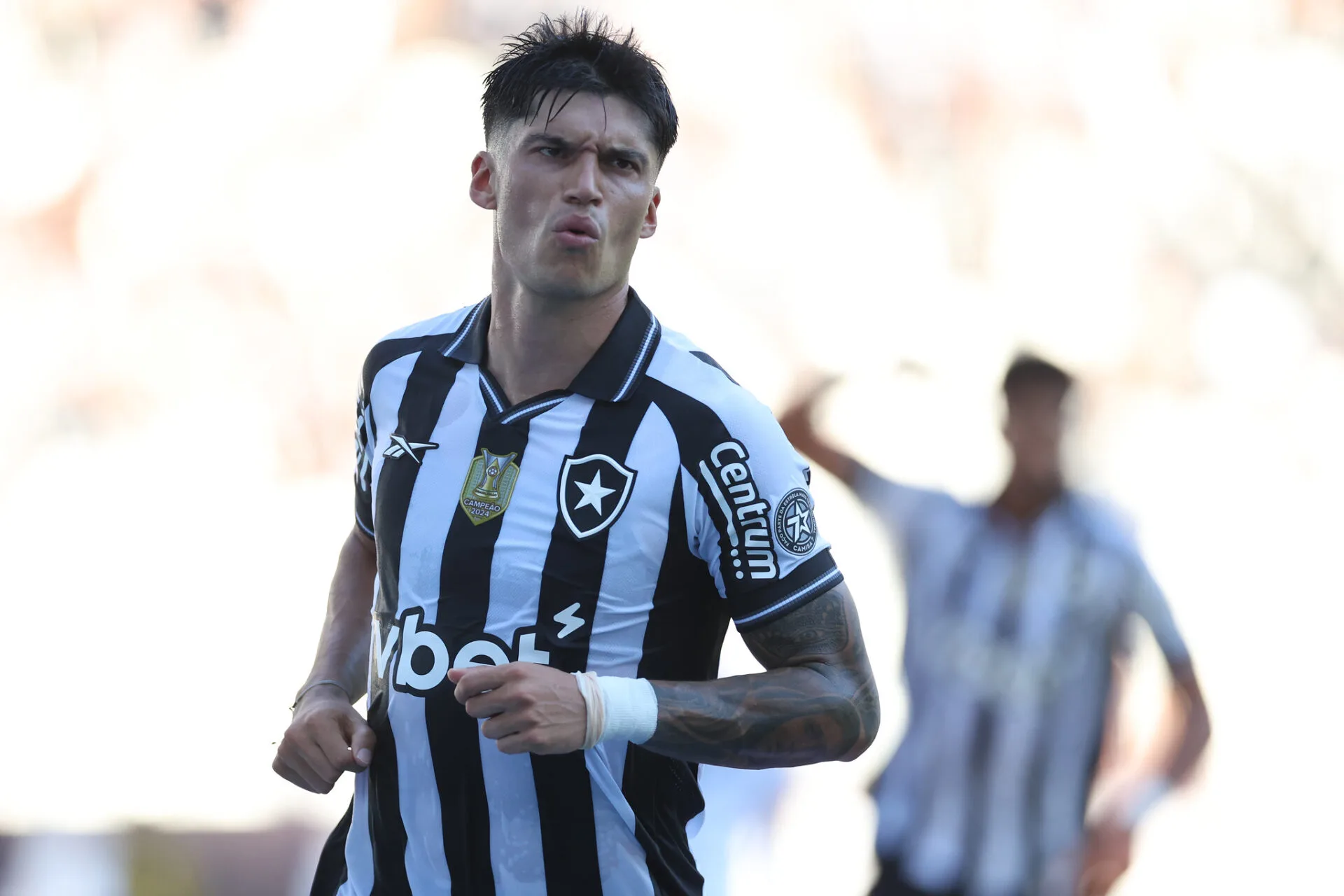 Corrêa brilha, mas Santos busca empate heroico com Botafogo no Nilton Santos