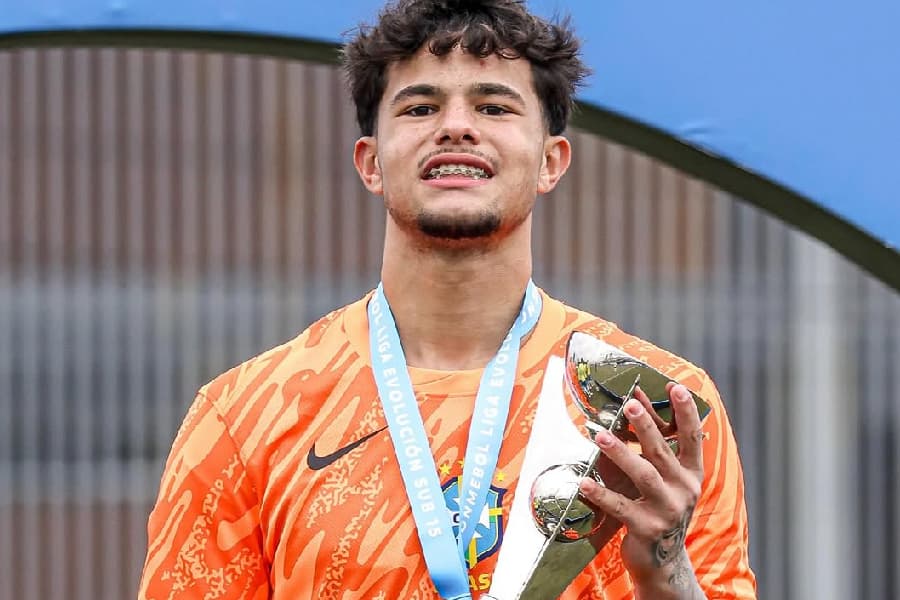 Bruno Samudio defende pênalti e dá título sul-americano ao Brasil