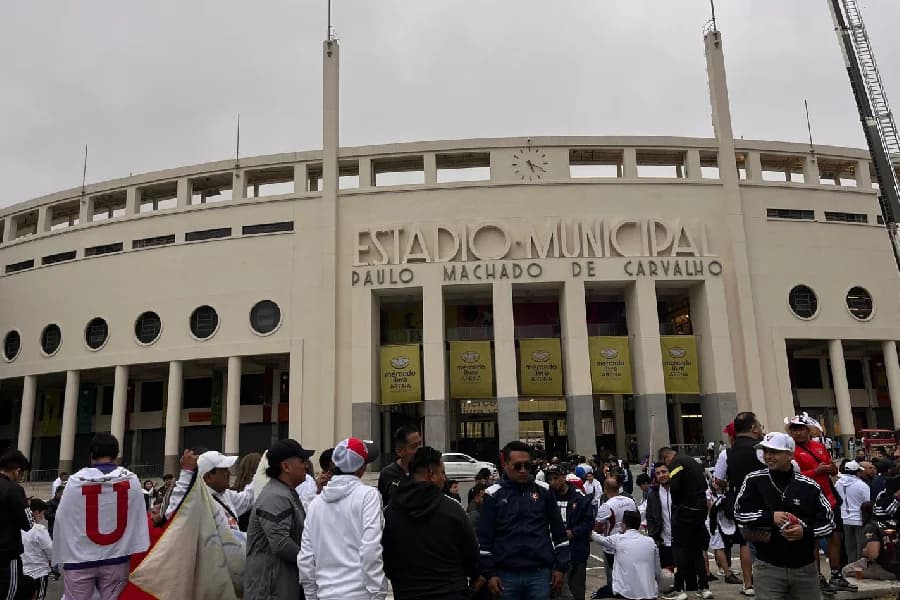 Equatorianos passam por biometria facial e assam porco antes de Palmeiras x LDU