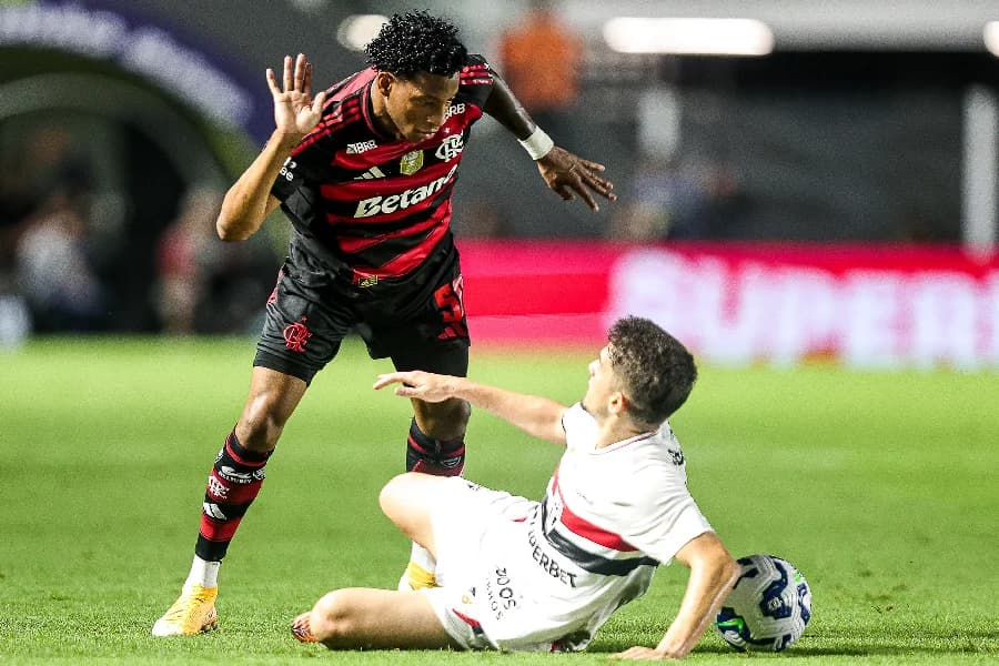São Paulo x Flamengo: Plata é expulso pela 2ª vez em uma semana