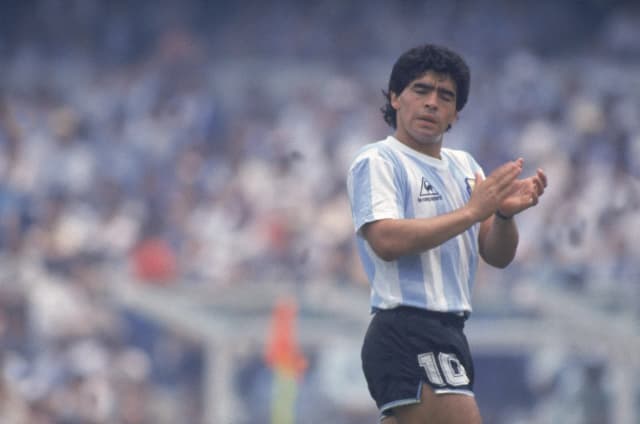 História da Copa do Mundo tem exclusões e mudança de sede