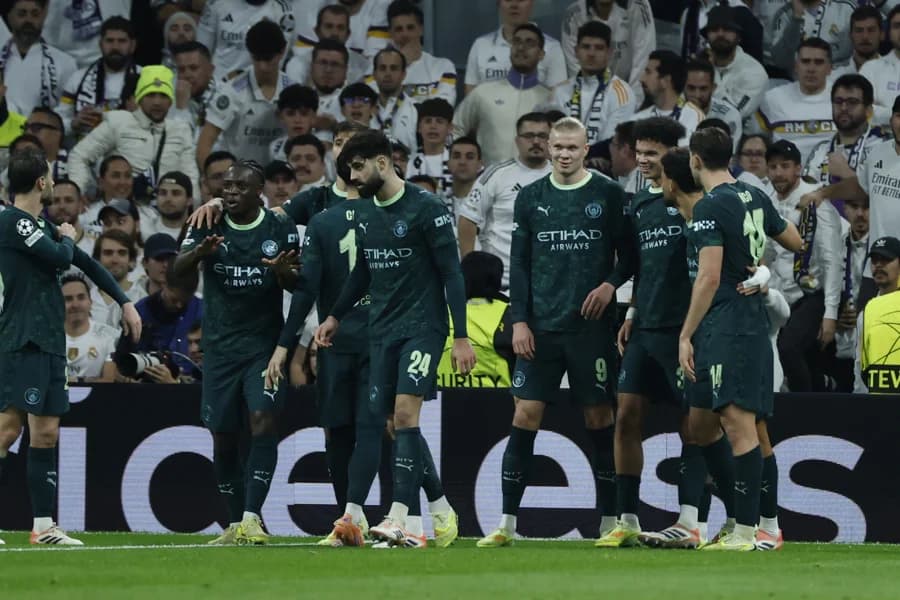 Manchester City impõe virada, vence Real Madrid e aumenta crise de Xabi Alonso