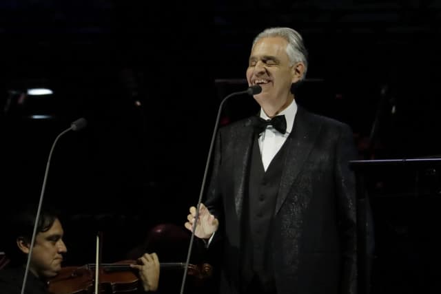Fifa anuncia Andrea Bocelli e mais atrações do sorteio da Copa