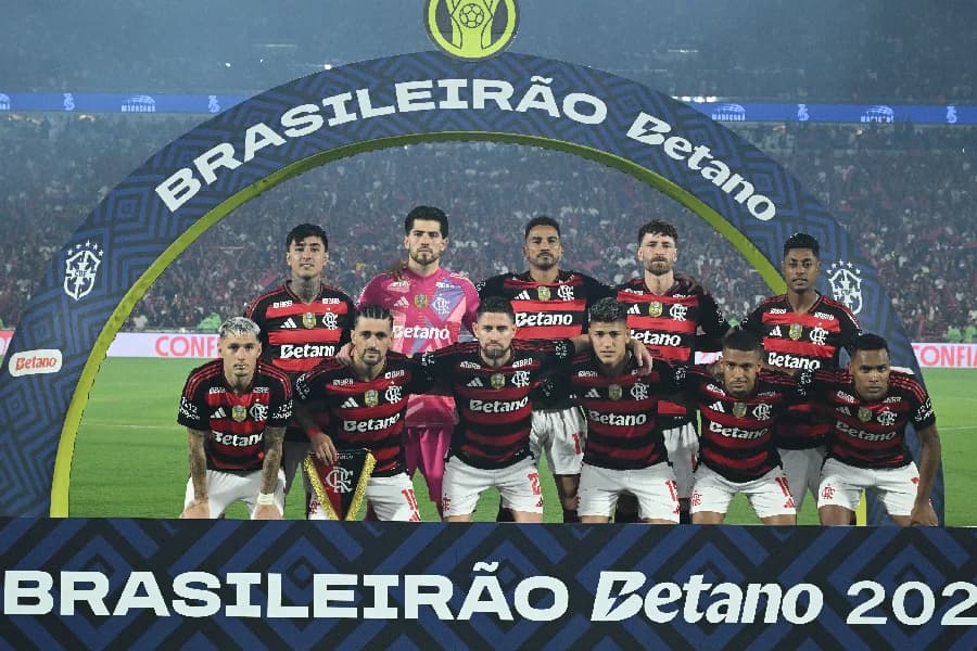 Flamengo é enea: os maiores campeões do Brasileirão