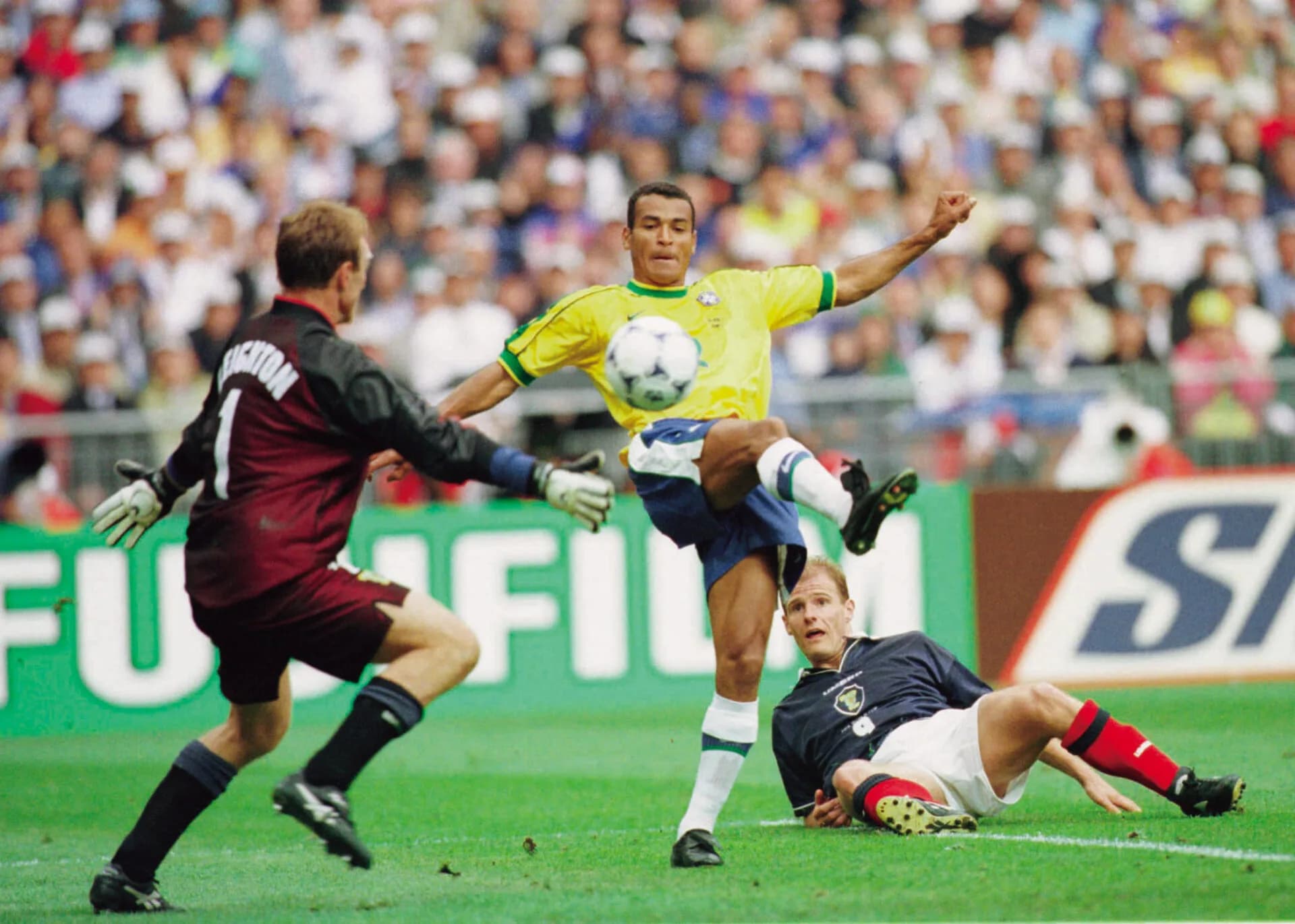 Cafu, Roberto Carlos e demais lendas do futebol estarão no Laureus 2026