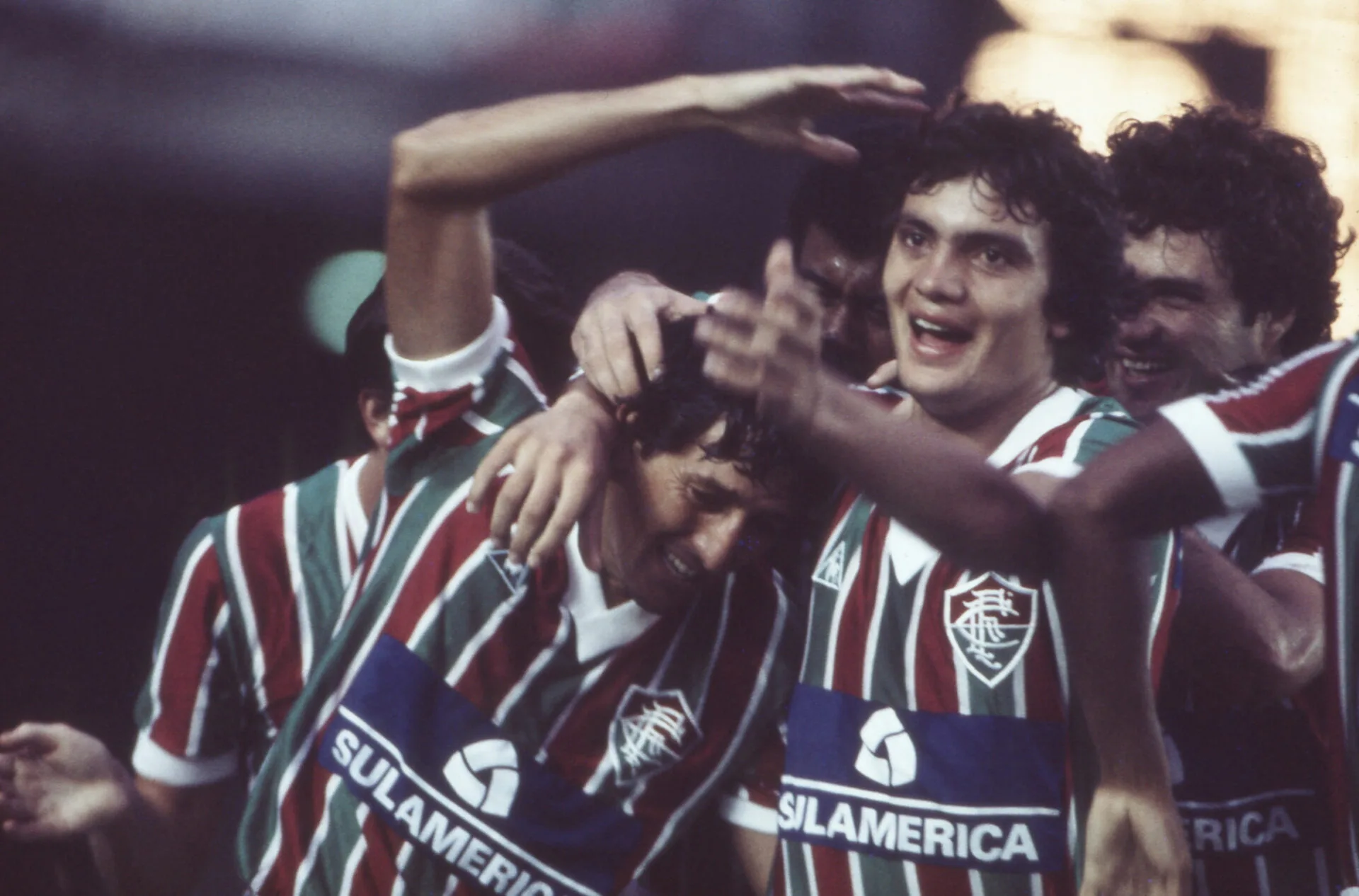 Clássico dos Gigantes: a rivalidade entre Vasco e Fluminense na PLACAR