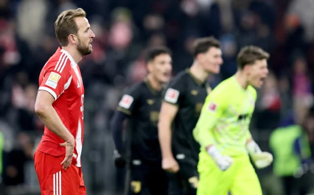 Bayern sofre virada histórica e perde sequência contra o Augsburg