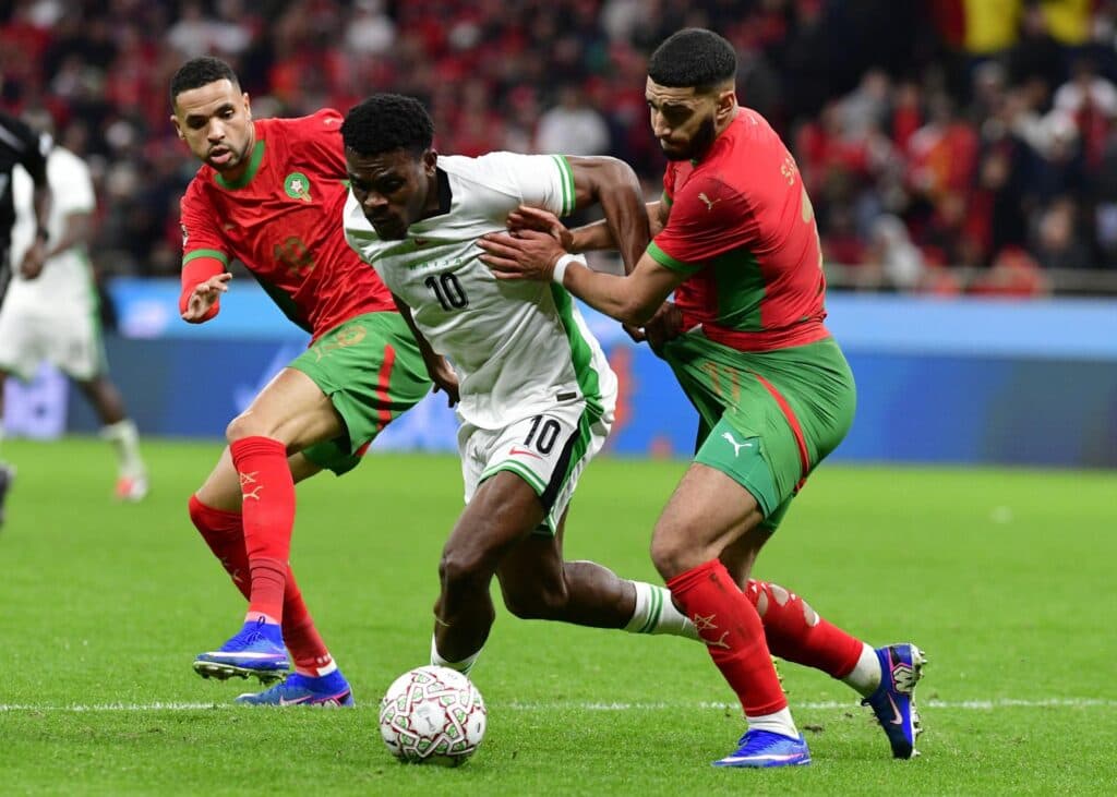 Análise: finalista da Copa Africana, Marrocos ‘dá aula’ de defesa