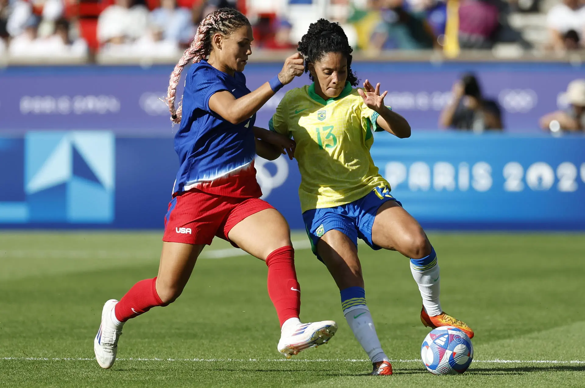 Filha de astro da NBA se torna a jogadora mais bem paga do mundo