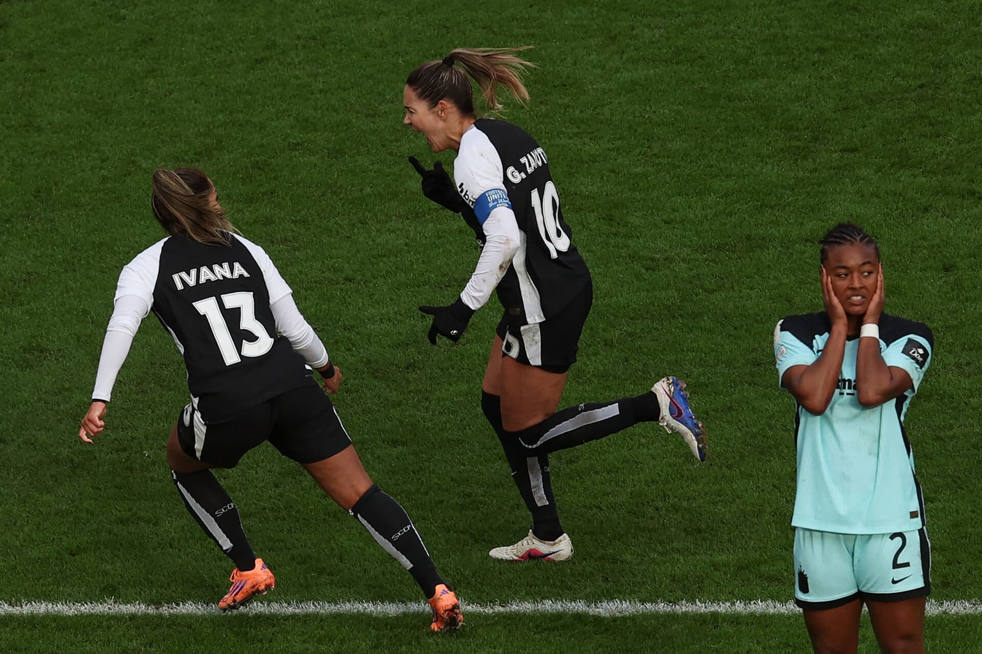 Corinthians supera Gotham e vai para a final do Mundial feminino