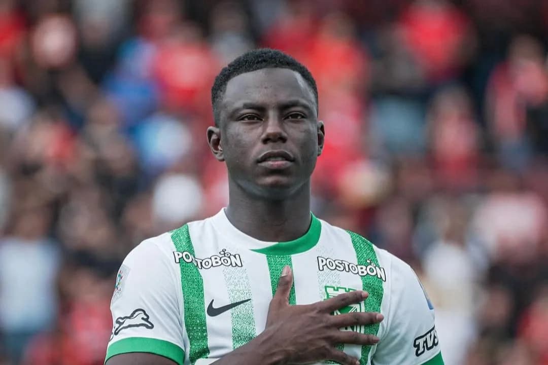 Hinestroza: reforço do Vasco fez base no Palmeiras e tem língua afiada