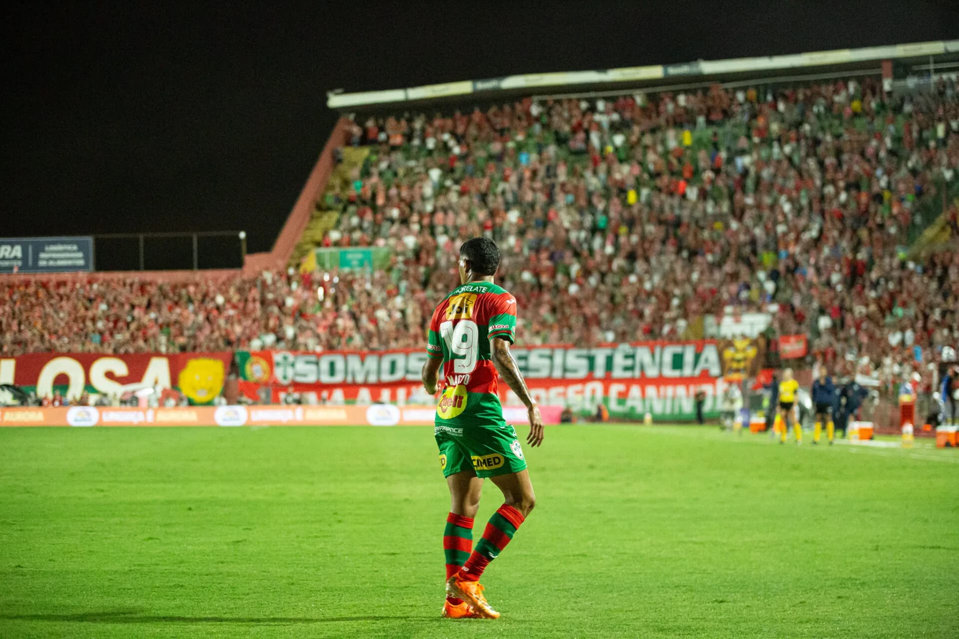 Maceió, da Portuguesa, recebe sondagens de grande carioca