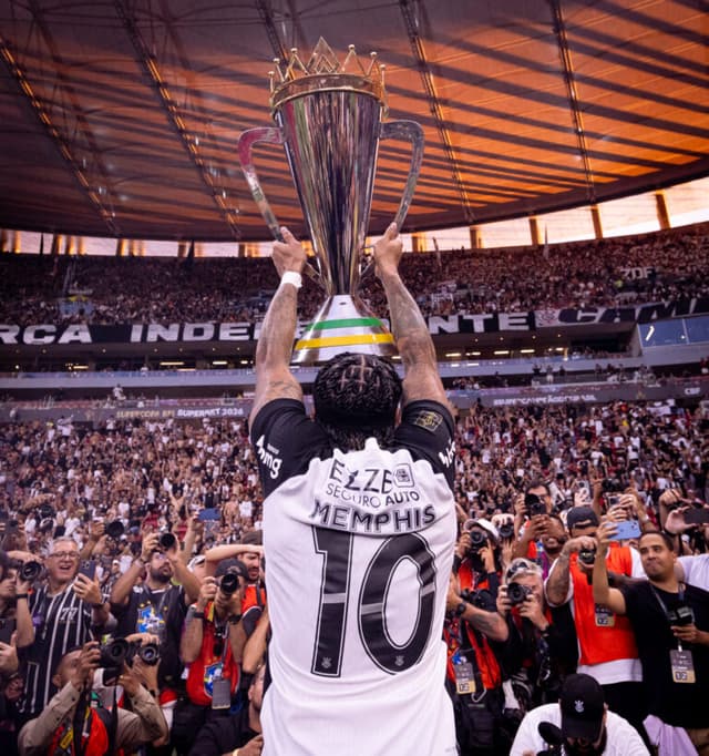 Saldo Memphis: quanto o atacante lucrou com os títulos do Corinthians